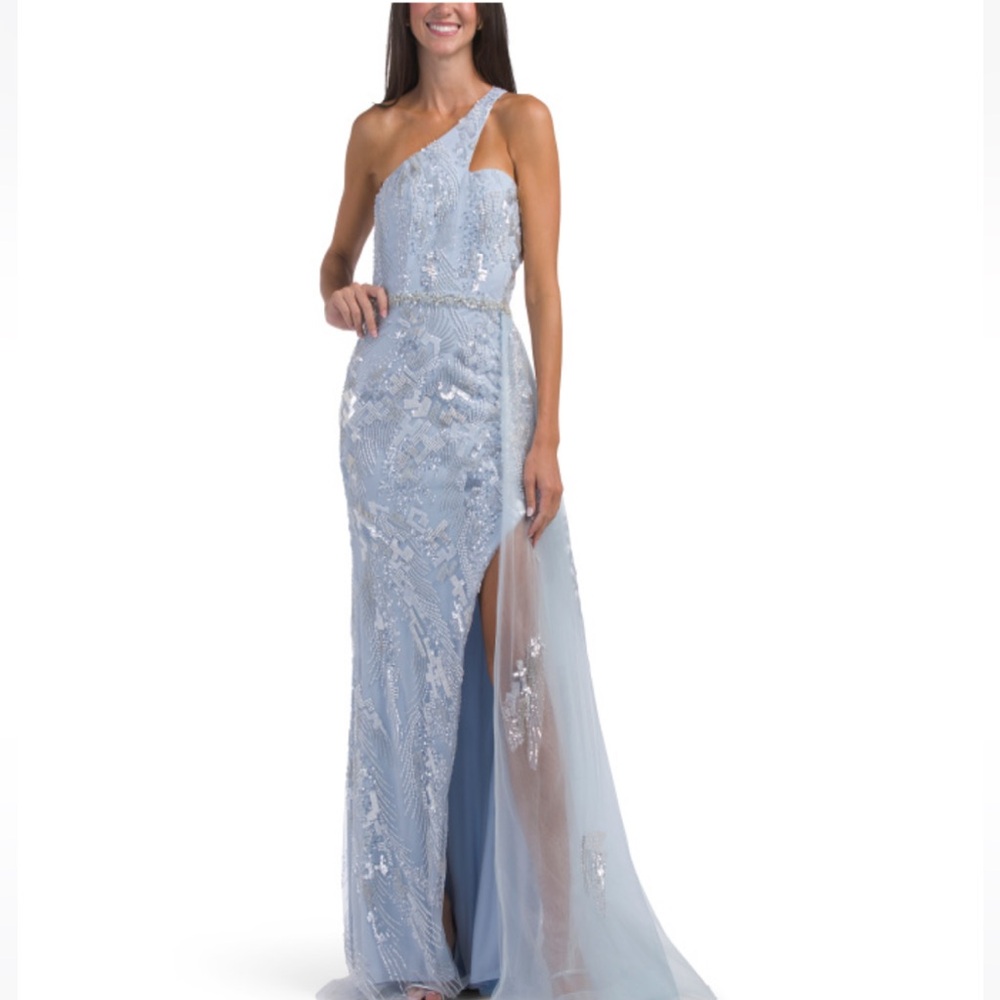 Elegant One-Shoulder Ice Blue Evening Gown